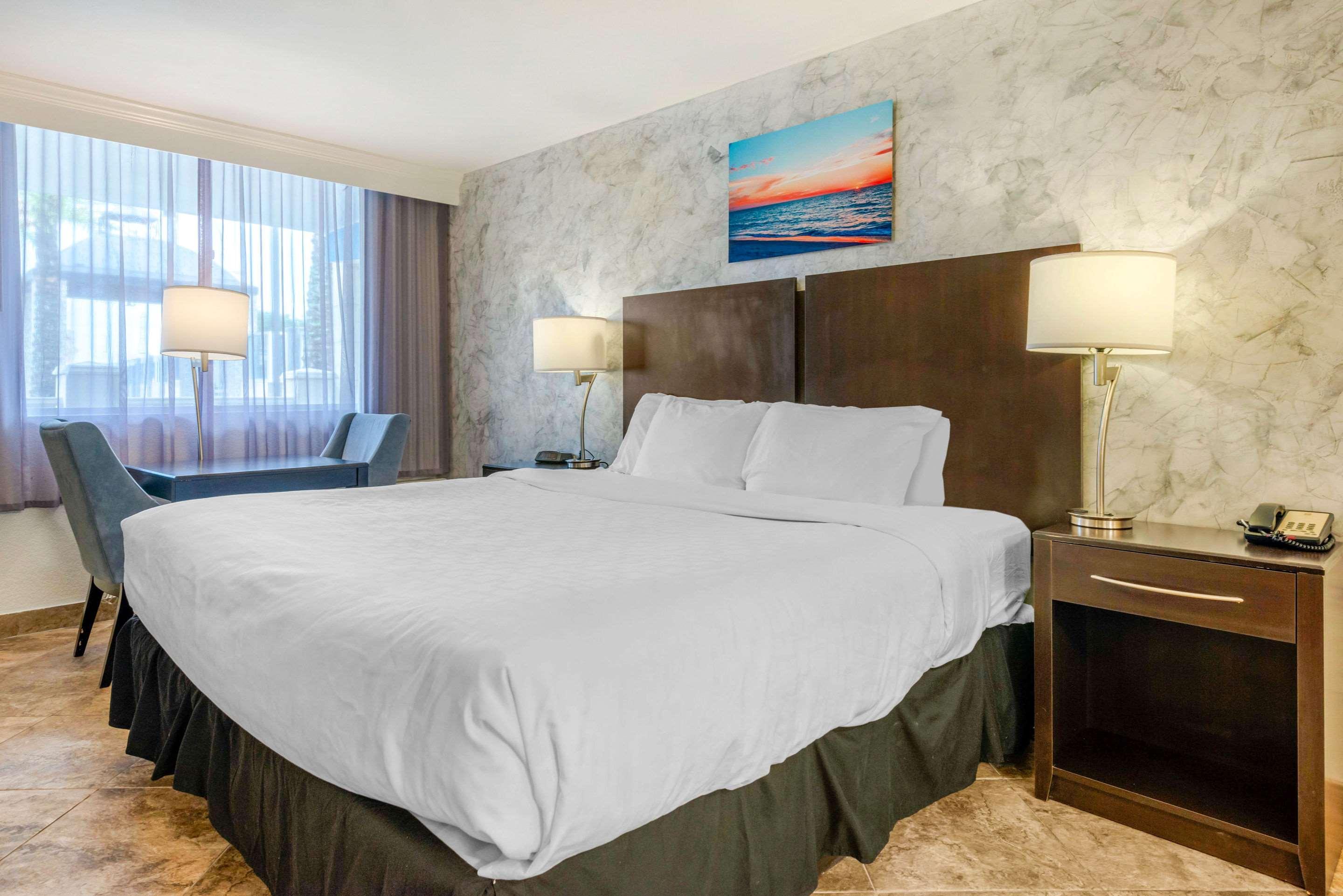 Quality Inn And Conference Center Tampa-Brandon Heartland Zewnętrze zdjęcie