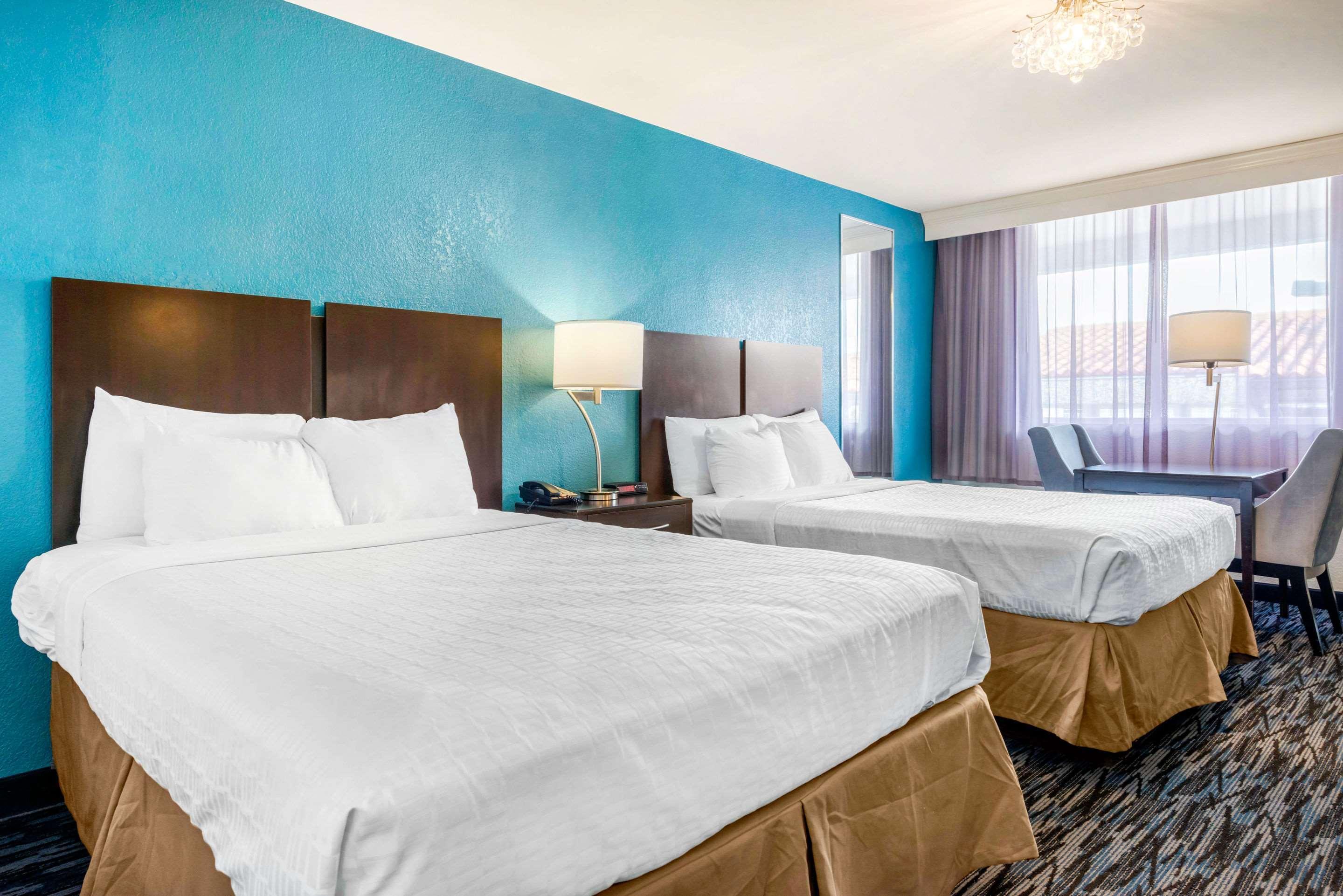 Quality Inn And Conference Center Tampa-Brandon Heartland Zewnętrze zdjęcie