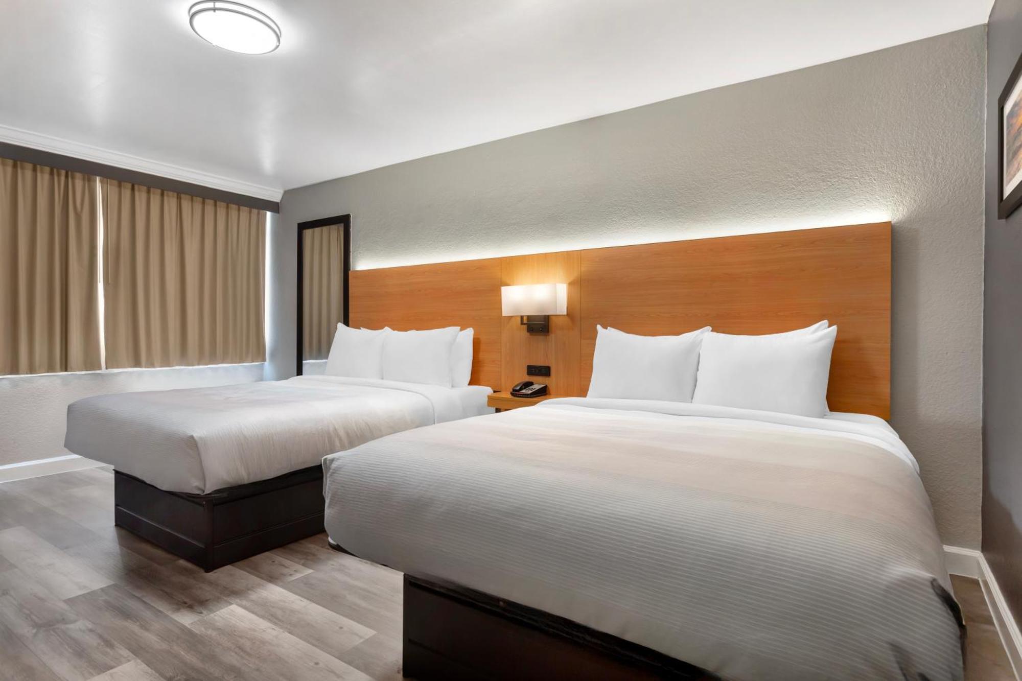 Quality Inn And Conference Center Tampa-Brandon Heartland Zewnętrze zdjęcie